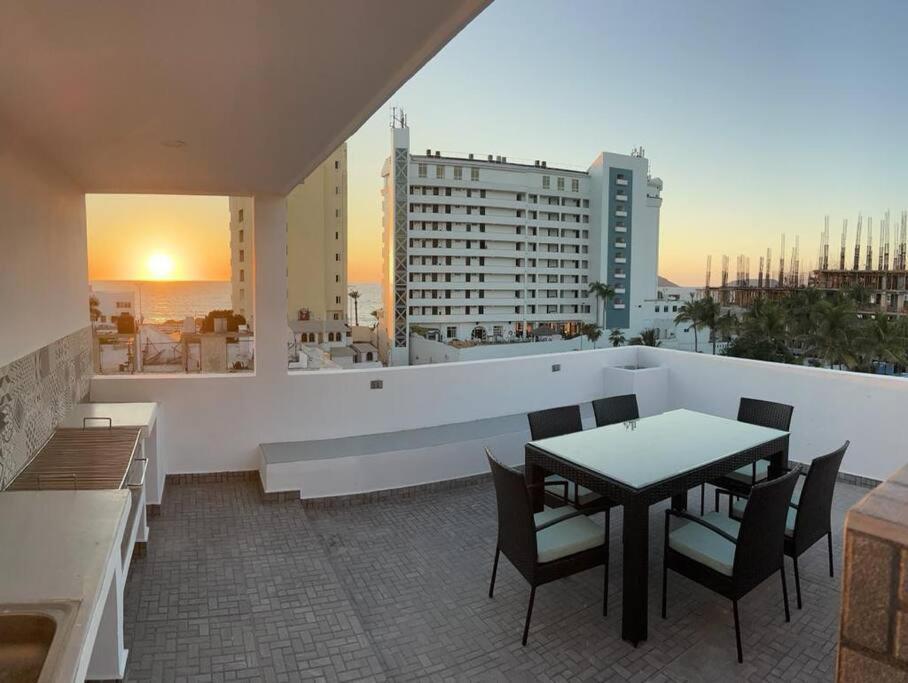 2Br/2Ba Condo 1 Block To Ocean! - Unit #5 Mazatlán Buitenkant foto