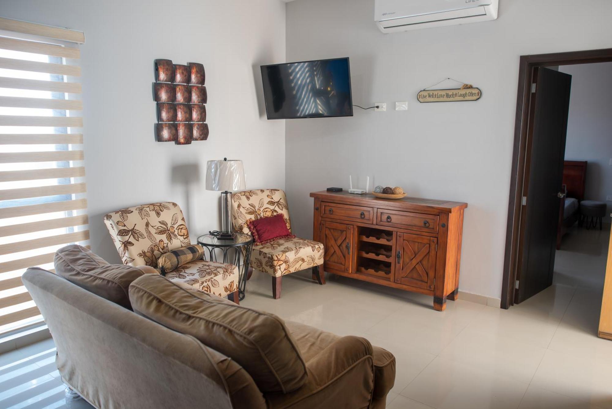 2Br/2Ba Condo 1 Block To Ocean! - Unit #5 Mazatlán Buitenkant foto